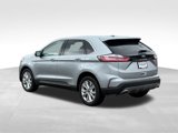 Used 2022 Ford Edge Titanium image 3