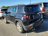 Used 2018 Jeep Renegade Latitude image 4
