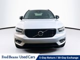 Used 2022 Volvo XC40 T5 R-Design w/ Advanced Package image 2