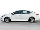 Used 2022 Toyota Corolla LE image 2