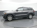 Used 2020 Jeep Grand Cherokee Laredo image 2