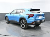 Used 2025 Chevrolet Trax RS w/ Driver Confidence Package image 4