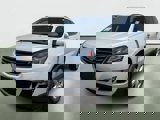 Used 2017 Chevrolet Traverse LT w/ Style and Technology Package image 2