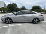 Used 2025 Hyundai Elantra Sport image 5
