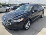 Used 2017 Ford Fusion SE w/ Fusion SE Technology Package image 3