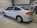 Used 2017 Chevrolet Cruze LT image 3