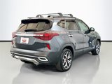 Used 2023 Kia Seltos SX w/ SX Sunroof Package image 4