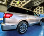 Used 2019 Lincoln Navigator Reserve image 5