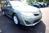 Used 2014 Toyota Camry SE image 3
