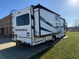 Used 2021 Ford E-450 and Econoline 450 Super Duty w/ Motorhome Prep Package image 5