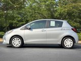 Used 2017 Toyota Yaris L image 3