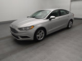 Used 2018 Ford Fusion SE image 2