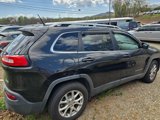 Used 2016 Jeep Cherokee Latitude image 2