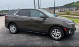 Used 2023 Chevrolet Equinox LT image 2