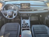 Used 2022 Mitsubishi Outlander SE image 6