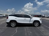 Used 2024 GMC Terrain SLE w/ Driver Convenience Package image 5