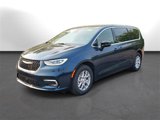 New 2025 Chrysler Pacifica Select image 4