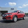 Used 2017 Nissan Rogue S image 2