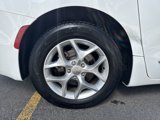 Used 2020 Chrysler Pacifica Limited image 6