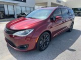 Used 2019 Chrysler Pacifica Limited w/ S Appearance Package image 3
