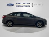 Used 2014 Ford Focus SE w/ SE Winter Package image 4