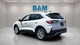 Used 2022 Ford Escape SE image 5
