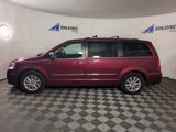 Used 2016 Chrysler Town & Country Limited Platinum image 2