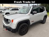 Used 2018 Jeep Renegade Trailhawk image 2