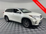 Used 2018 Toyota Highlander FWD V6 image 2