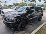 Used 2019 Jeep Grand Cherokee Altitude image 2