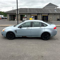 Used 2009 Ford Focus SEL image 2