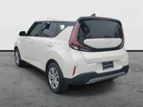 Certified 2023 Kia Soul LX image 3