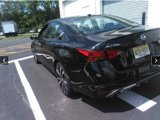Used 2022 Nissan Altima 2.5 SR image 2