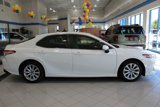 Used 2018 Toyota Camry LE image 4