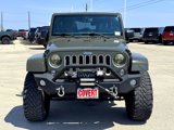 Used 2016 Jeep Wrangler Unlimited Sahara w/ Connectivity Group image 4