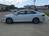 Used 2025 Volkswagen Jetta SE w/ Sunroof Package image 6