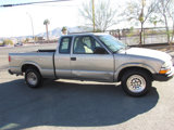 Used 2001 Chevrolet S10 Pickup 2WD Extended Cab image 2