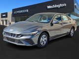 New 2025 Hyundai Elantra SE image 3