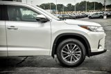 Used 2018 Toyota Highlander XLE image 4