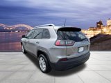 Used 2021 Jeep Cherokee Latitude image 3