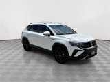 Used 2022 Volkswagen Taos SE image 2