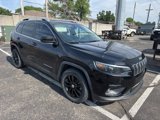 Used 2019 Jeep Cherokee Latitude Plus image 3