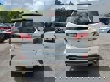 Used 2017 Hyundai Santa Fe SE image 6