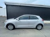 Used 2022 Kia Rio S image 2