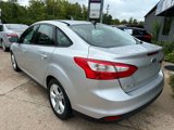 Used 2014 Ford Focus SE image 2