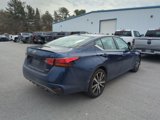 Used 2020 Nissan Altima 2.5 SR w/ Premium Package image 3