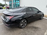 Used 2022 Hyundai Elantra Limited image 4