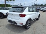 New 2025 Hyundai Venue Limited image 3