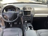 Used 2018 Ford Explorer XLT w/ Equipment Group 202A image 4
