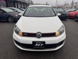 Used 2015 Volkswagen Golf S image 2